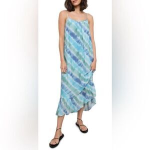 NWT Rails Tye Dye slip Dress with a relaxed silhouette and ruffle hem  small